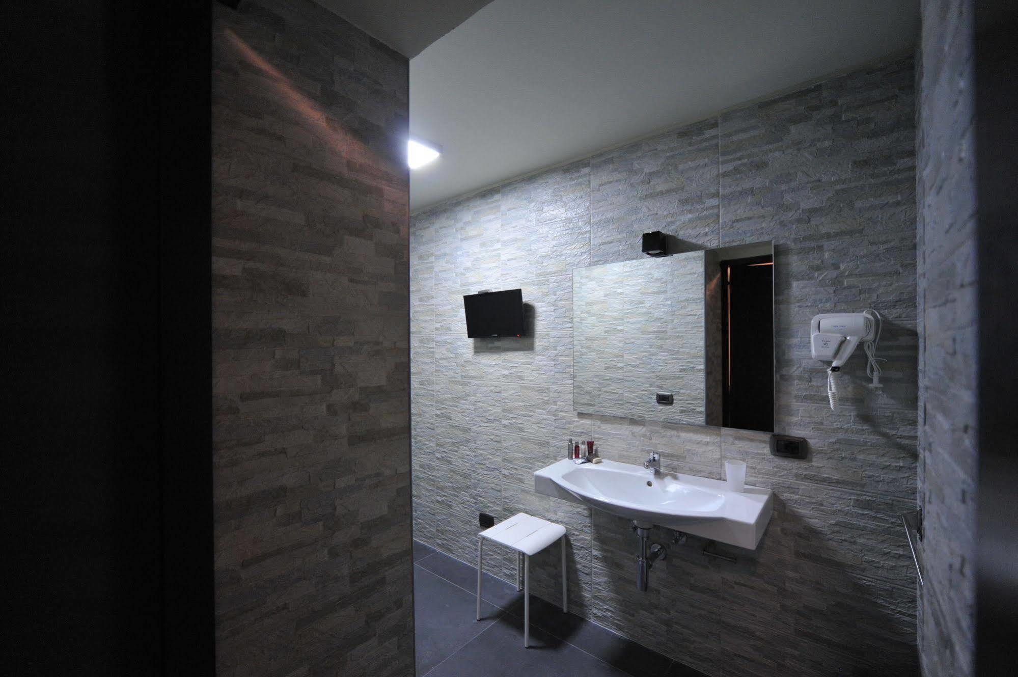 Bed and Breakfast Gatto Bianco House Bari Zewnętrze zdjęcie
